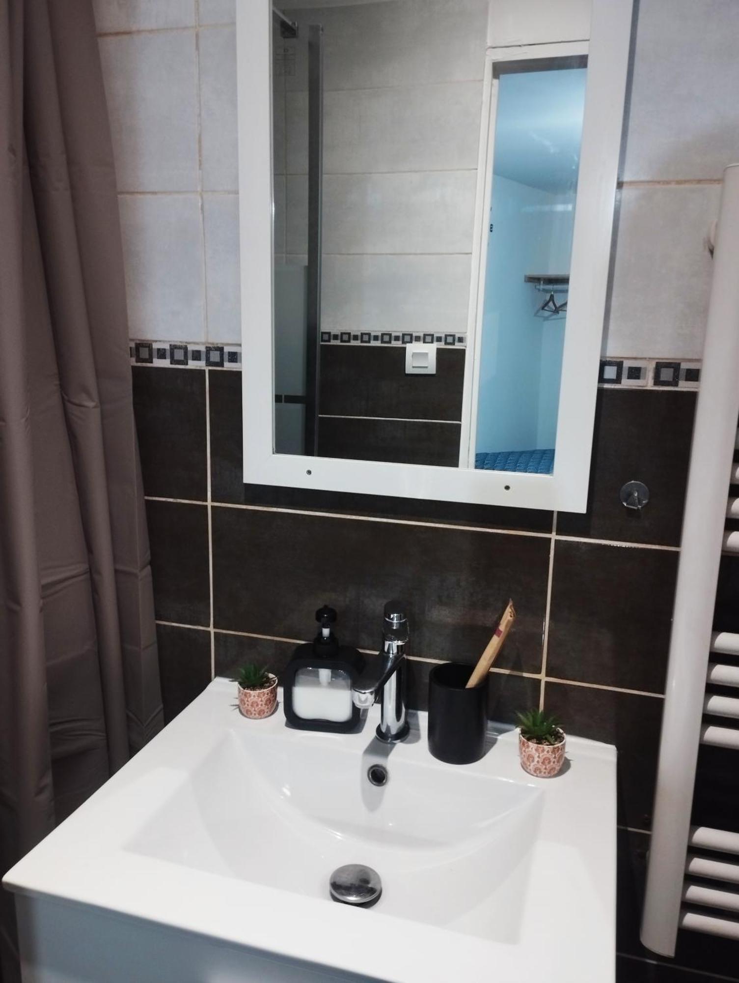 Appartement Avec Cour Plein Centre Фуа Екстер'єр фото